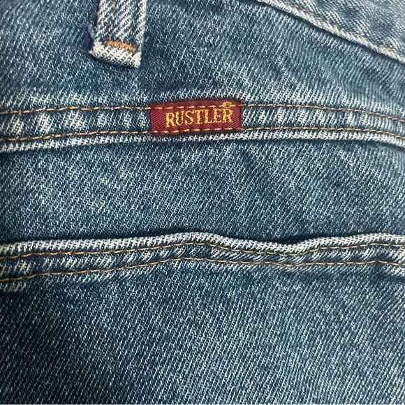 Rustler Jeans - Picture 2 of 5